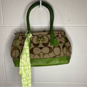 ⚫️ COACH purse with original C detail cloth and Tag !